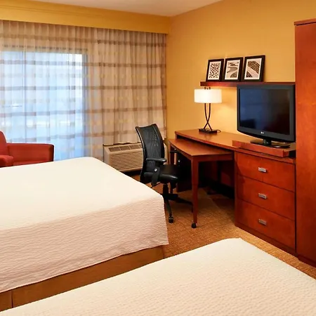 Sonesta Select Detroit Auburn Hills Hotel Exterior photo