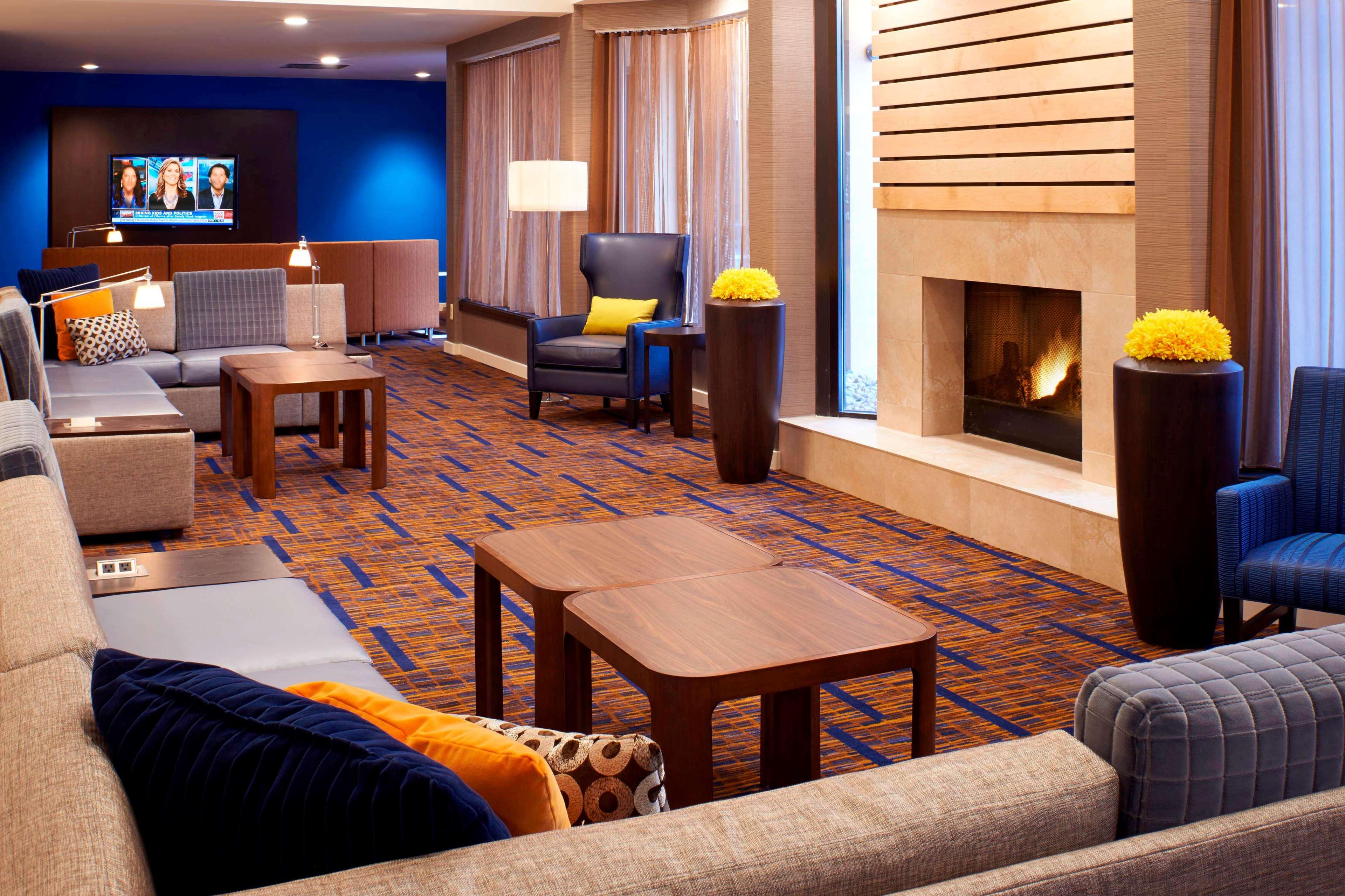 Sonesta Select Detroit Hotel 3*