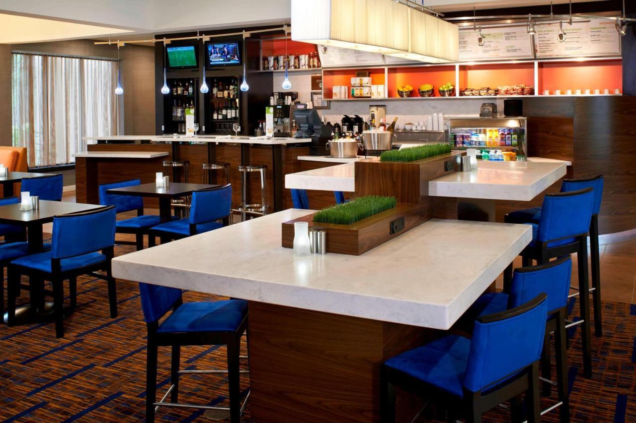 Hotel Sonesta Select Detroit