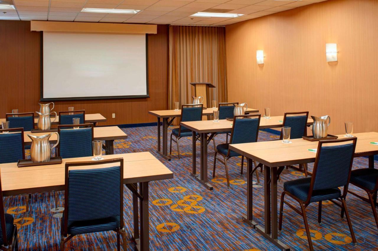 Sonesta Select Detroit Hotel 3*