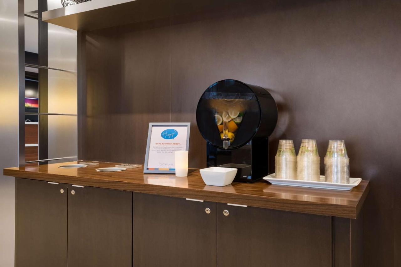 Sonesta Select Detroit Hotel